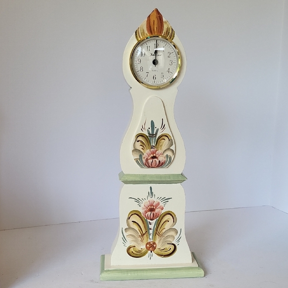 Hand-Painted Akta Dalahemslojd Nils Olsson Pink Floral Mantel Clock 14